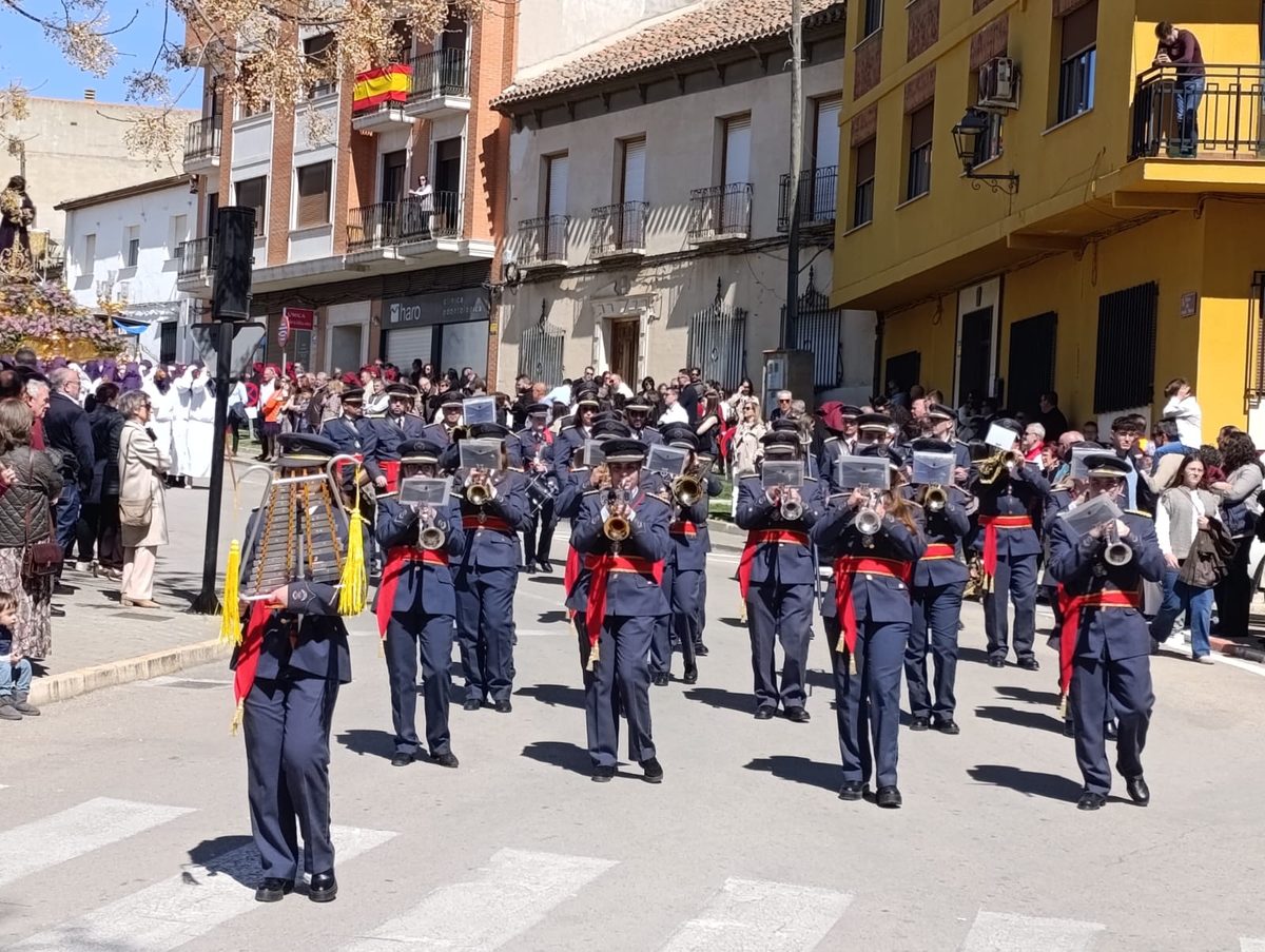 Caja con el escudo bordado